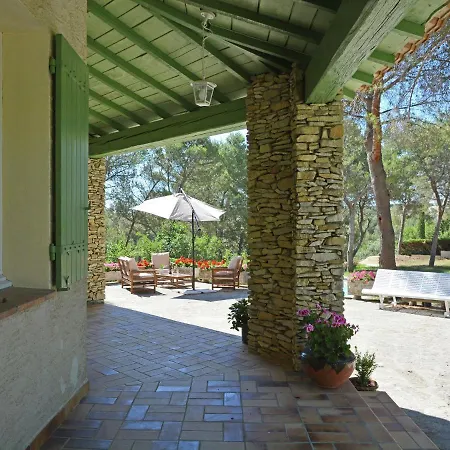 Villa Lush In Beaucaire With Swimming Pool *