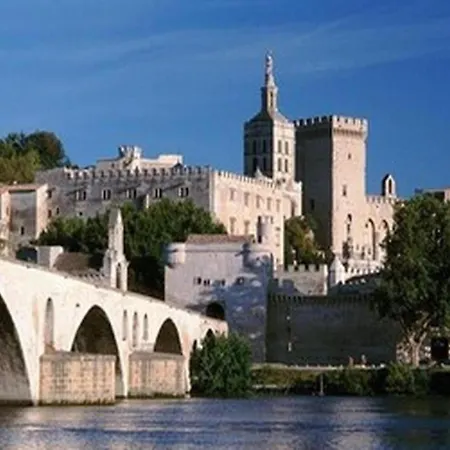 Elegant Mansion In Provence Vila *