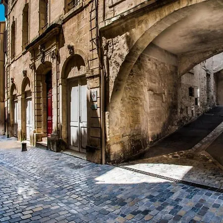 Elegant Mansion In Provence Vila *